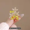 Broche de Pedrería Dorada Corsage de Rama Fina con Frutas para Mujer Pin de Solapa de Lujo Joyería para Regalo Navideño