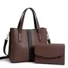 Bolsa tote color block com costura transfronteiriça para mulheres, novo estilo 2026, conjunto de duas peças de bolsa de mão simples transfronteiriça, bolsa de ombro único
