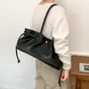 Bolso de hombro de gran capacidad, elegante, nuevo para el otoño de 2026, estilo vintage chic, bolso tote simple para el trabajo para mujer