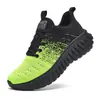 Zapatos Deportivos Casuales Ligeros de Malla Flyknit con Suela Gruesa para Hombre 2026 Verano Cómodos Transpirables para Jóvenes Zapatos de Running con Suela Ligera