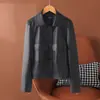 Nueva Chaqueta de Cuero Modelo 26 Otoño Nuevo Retro Clásico Americano Cordero Curtido Vegetal Fresca y Elegante Estilo Perezoso Abrigo de Moda
