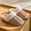 Pantuflas de Gamuza y Algodón Estilo Birkenstock Retro para Mujer, Otoño/Invierno Felpa de Punta Cerrada Calientes para Interior en Casa Suela Suave Antideslizantes Pantuflas de Piel