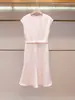 Ropa de Mujer de Gama Alta de Shenzhen Verano Nuevo Estilo Dulce Elegante y a la Moda Vestido Adelgazante que te Hace Ver Más Joven