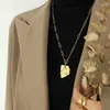 Colar de Pérolas Imitação Barroca Figura de Forma Irregular Estilo Francês Corrente para Suéter de Aço Titânio Vintage de Nicho M033-4
