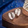 Nuevo Hebilla de Pendiente de Gota de Agua Cepillada Mate Nuevo Tendencia Estilo Indiferente de Lujo Ligero Pendientes de Alta Gama para Mujer Joyería para Orejas Hebilla de Pendiente de Círculo Liso