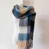 Bufanda Azul Klein para Mujer Invierno Versión Coreana Versátil Engrosada Color Sólido Chal Mohair de Gama Alta Bufanda Cálida para el Cuello