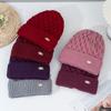 Chapéu de Lã Tricotado Espesso e Quente de Inverno Novo para Mulheres de Meia-Idade e Idosas, Chapéu Pulôver Elegante e Moderno com Proteção para Orelhas Forrado de Fleece