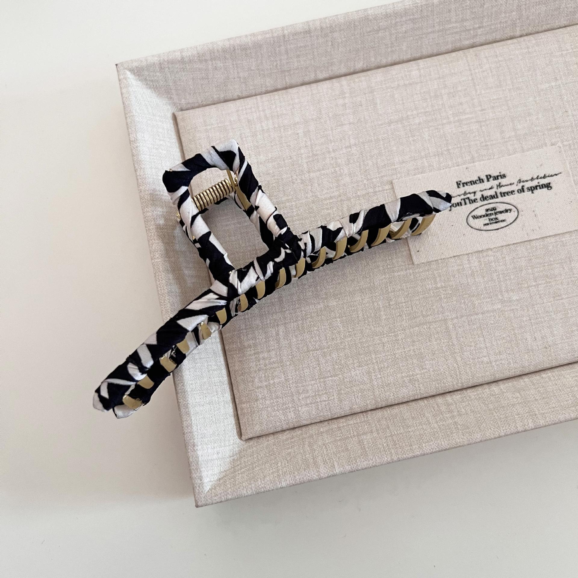 4edc01a752d63192a780b0e5ac69e3