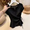 Camisa de Manga Corta con Parches Huecos de Moda para Mujer, Nuevo Estilo Verano 2026, Elegante y Versátil, Top Adelgazante con Cintura Asimétrica