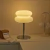 Lámpara de mesa de cristal de lujo ligero italiano para mesita de noche de dormitorio Lámpara de mesa decorativa de diseño simple para dormitorio principal Toque de alta gama Hierro