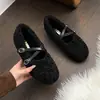 Sapatos Mary Jane de Pelo com Aumento Interno de Altura para Mulheres, Roupa Externa de Outono e Inverno, Novos Sapatos Versáteis de Feijão com Solado Macio para Gestantes, Sapatos de Cano Baixo de Algodão com Forro de Lã