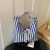 Bolso de Hombro de Moda Rayado de Gran Capacidad para Mujer, Bolso Tote Simple y Casual, Versátil para el Trabajo Diario, Bolso de Lona Reversible Casual