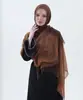 Bufanda de Algodón y Lino de Nuevo Color Degradado Moda Femenina Pañuelo para la Cabeza Envolvente Bufanda de Hilo Venta al por Mayor