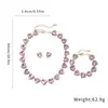 Conjunto de Três Peças de Brincos, Colar e Pulseira de Coração Cravejados com Diamantes para Mulheres Corrente de Clavícula Exquisita Fashionável Joias de Toque de Luxo Leve de Alta Qualidade