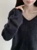 Suéter de Tricô com Gola V, Tecido Macio, Peso Pesado, Escovado, Fio 28, Seda de Amora e Caxemira para Mulheres, Outono/Inverno 26 Sweater Escovado