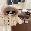 Jaqueta de Algodão com Pelo de Coelho e Forro de Fleece Estilo Coreano Novo Modelo Outono e Inverno 2026 com Chapéu de Pelo, Parka Espessa e Quente para Crianças