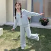 Conjunto para Meninas Outono Estiloso 2026 Nova Moda Chique Meninas Maiores Cardigã Moletom com Capuz Roupa Esportiva Conjunto de Duas Peças