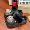 Novos Tamancos de Eva com Solado Grosso e Forro de Algodão para Mulheres, Urso Duffy Moda de Inverno Plataforma Fechada Confortável