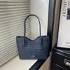 Bolsa Tote Feminina para o Dia a Dia 2026 Nova Outono Simples Retrô de Alto Valor Bolsa de Ombro Bolsa de Mão de Grande Capacidade