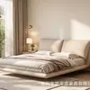 Piso Flotante Piel Cama King Size Almacenamiento Suspendido Invisible Apartamento de Alquiler Piso Grande Recámara Principal Silenciosa Minimalista Cama de Boda