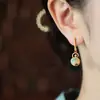 Aretes Chapados en Oro Incrustados con Imitación de Jade Hetian Aretes de Calabaza Dinastía Han Cheongsam Estilo Clásico Retro Chino Aretes de Esmalte para Mujer