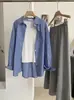 Conjunto de Tres Piezas KEKEZOON Camisa de Manga Larga de Longitud Media con Cuello y Rayas Verticales + Chaleco Blanco + Falda 8730