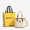 Bolsa Feminina 2026 Novo Estilo Bolsa de Ombro Único Transversal Elegante Estampada Fofa Pequena Quadrada Bolsa Saco Estilo Coreano Cesta de Mercado
