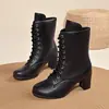 Botas de cuero para mujer talla grande de comercio exterior 2026 otoño e invierno nuevo estilo con tachuelas cordones frontales botines versátiles botas de moda para mujer