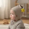 Gorro para Bebé Estilo Nuevo Primavera y Otoño Cara Sonriente Orejeras de Estrella Algodón Puro con Lazos Gorro Suave para Recién Nacido