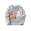 Camiseta Casual Fashionável de Manga Longa para Meninas 2026 Estampa de Animal Arco-Íris Camiseta Básica Infantil Gola Redonda Top de Outono