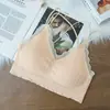 Chegada Nova Top Tomara que Caia Sem Costura com Alça Cruzada no Ombro Renda Sexy Decote V Alça no Ombro Roupa Íntima Feminina