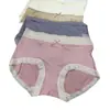 Roupas Íntimas Femininas, Vários Estilos, Múltiplos Tecidos, Liquidação para Meninas Jovens, Modelo de Vendedor de Rua, Liquidação Especial de 5 Yuan, Preço Especial de Atacado