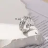Joyería de comercio exterior al por mayor Moda europea y americana estilo Ins anillo geométrico de nicho para mujer titanio acero chapado en oro 18K anillo para dedo de comida