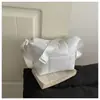 Moderna Chaqueta de Algodón con Bordado Acolchado de Diamantes Gran Capacidad Bolso Cruzado Debajo del Brazo Bolso de Mujer 2026 Nuevo Popular Bolso de Hombro Ligero
