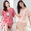 Camisola de verão feminina de manga curta, estilo coreano, plus size, solta e fofa, comprimento médio, pode ser usada fora de casa, pijama casual, roupa de casa