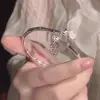 Pulsera de Bambú para Mujer Colgante de Paz Loto Abierta Personalidad Joyería de Gama Alta Versátil Pulsera para Mejor Amiga 2023 Nuevo