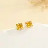 Bessy Plata Esterlina S925 Color Caramelo Flash Dorado Uña de Hueso de Oreja de Azúcar Pendientes Pendientes Femeninos Pendientes Diseño de Nicho