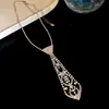 Collar de Cadena para Clavícula con Borla Triangular Incrustada de Diamantes Corbata Estilo Retro Francés Moda Suave Lujo Ligero Collar de Gama Alta para Mujeres