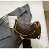 Bolsa Transversal Casual Acolchoada em Forma de Meia-Lua Moderna e Sofisticada para Mulheres com Estampa Única, Bolsa de Axila Simples e Versátil