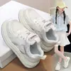 Tênis Feminino 2026 Malha Respirável Sola Grossa Aumento de Altura Color Block Fashionável Versátil Confortável Casual Estilo Coreano Tênis Pai