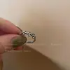 Anillo Abierto de Cruz Oscura Desgastada para Mujer Estilo Europeo y Americano Diseño de Nicho Anillo Simple de Moda Anillo Personalizado para Dedo Índice