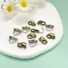 Accesorios de joyería DIY clip de oreja sin perforación con clip de oreja de triángulo colgante para niña accesorios de pendientes anti-perforación material