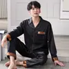 Atacado Transfronteiriço Pijamas Masculinos de Seda Gelada Manga Longa Conjunto Roupas de Casa Masculinas 2025 Novo Tamanho Grande de Alta Qualidade Pode Ser Usado Fora
