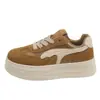 Tênis Casuais de Cano Baixo 2026 para Pessoas Baixas Moda Board Estudante Solado Grosso Cadarço Sapatos Outono/Inverno Estilo Coreano Feminino Sapatos Únicos