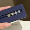 Pendientes de Plata de Ley S925 de Trébol de Cuatro Hojas con Moissanita y Circonita, Estilo Elegante y Dulce, Pendientes Sencillos y Delicados para Mujer, Venta al por Mayor de una Pieza