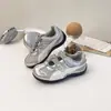 Zapatillas Deportivas para Niñas 2026 Otoño Nuevo Estilo Transpirables Antideslizantes Cómodas para Niños Zapatillas de Entrenamiento Alemanas Casuales Versátiles Zapatillas para Correr