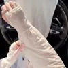Mangas de encaje de seda helada para protección solar UPF50+ para mujer, adecuadas para ciclismo al aire libre y ocio, protección UV, alto atractivo estético, mangas de colores caramelo