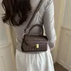 Moda de Verano 2026 Tejido Simple Versátil Elegante Alta Calidad Texturizado Bolso de Hombro Único Cruzado Bolso Cuadrado Pequeño