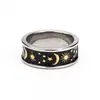 Venta al por mayor directa de fábrica retro antiguo Estrella Luna Sol declaración personalidad masculina empaque individual anillo de acero de titanio