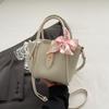 Bolso pequeño retro francés de crowdsourcing para mujer, novedad de otoño de 2024, bolso bandolera portátil a la moda que combina con todo.